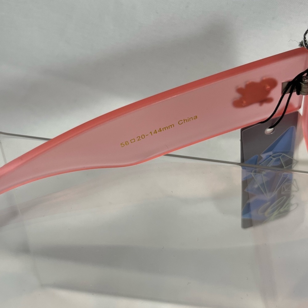 NWT GLO Solid Pink Opaque Framed Sunglasses - Picture 6 of 6